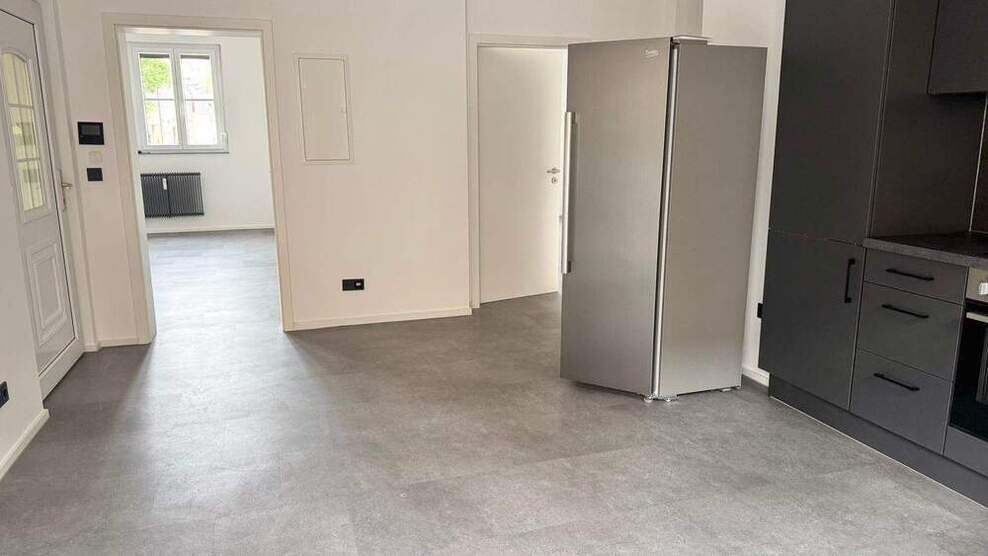 Loftstyle ! Nähe Plärrer, WG-taugliche 4-Zi-Whg., 117m², moderne Einbauküche, im Erdgeschoß