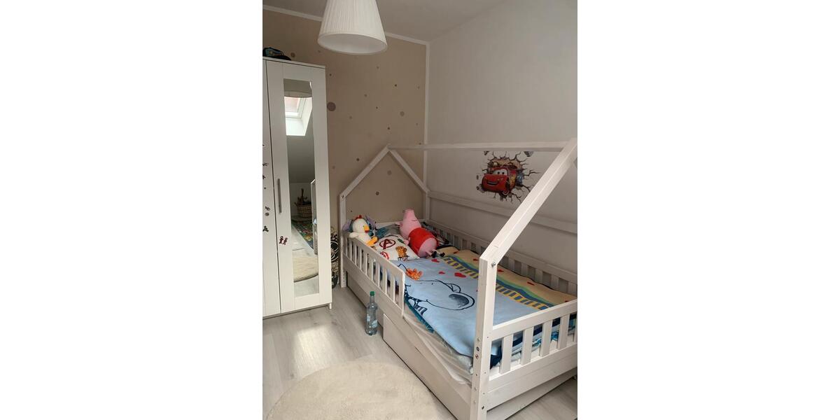 Dachgeschoßwohnung Lage - 3 Zimmer, 72 m&sup2;, 977&euro; | Angebot:24646958