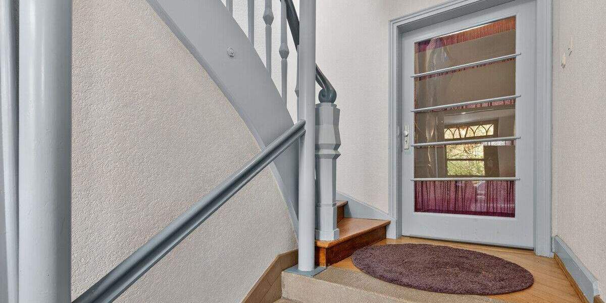 Etagenwohnung Baden-Baden Innenstadt - 4 Zimmer, 115 m&sup2;, 1.280&euro; | Angebot:24860413