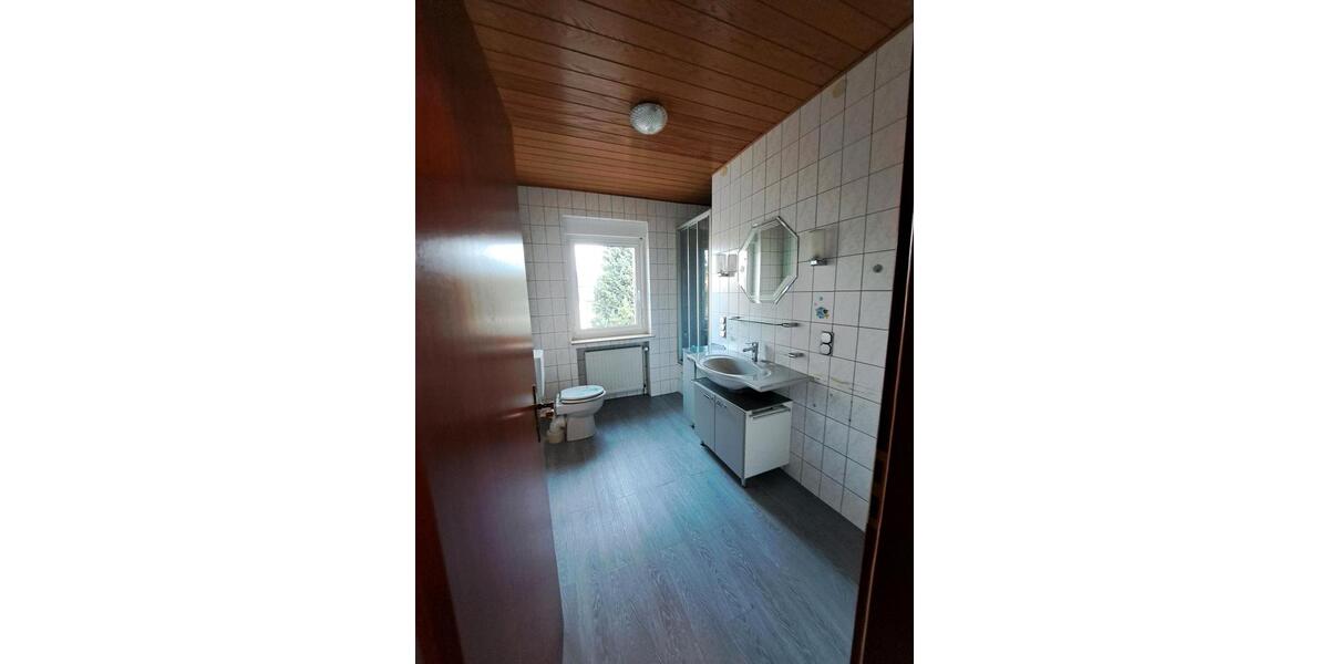 Mehrfamilienhaus, Wohnhaus Hagen Dahl - 10.5 Zimmer, 181 m&sup2;, 1.490&euro; | Angebot:24355755