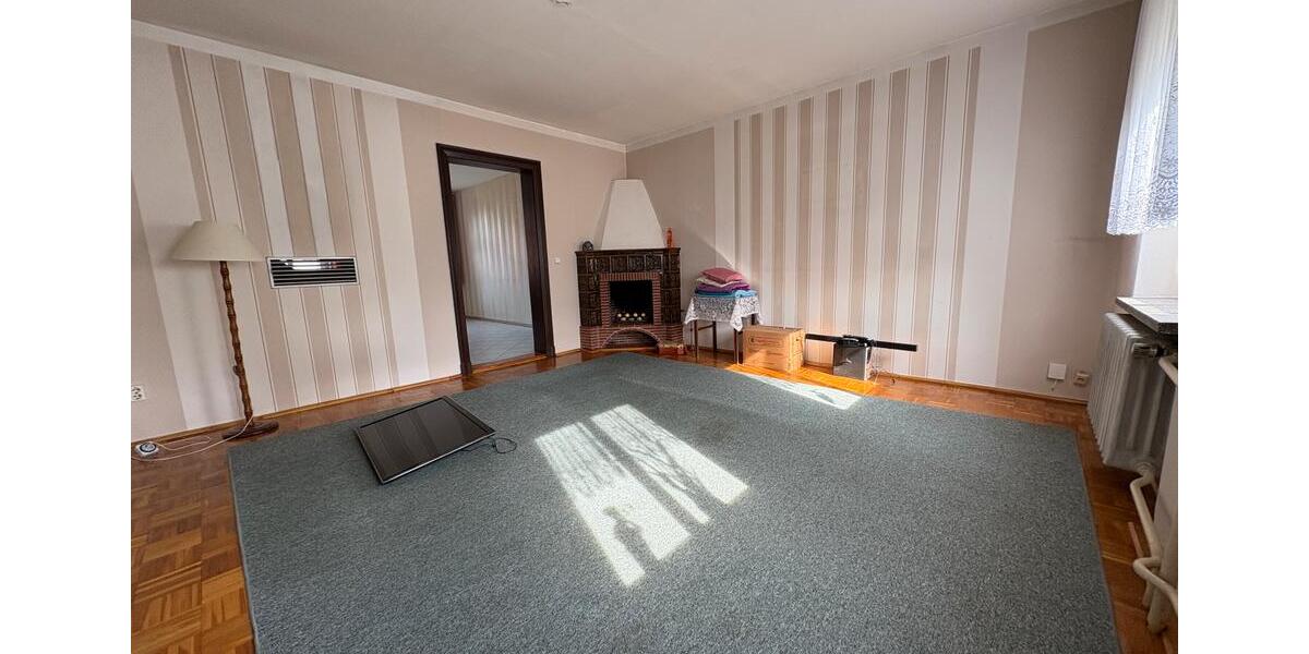 Erdgeschoßwohnung Kyritz - 6 Zimmer, 220 m&sup2;, 1.100&euro; | Angebot:26559859