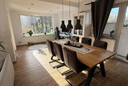 Wohnung Heide - 2.5 Zimmer, 100 m&sup2;, 900&euro; | Angebot:26503264
