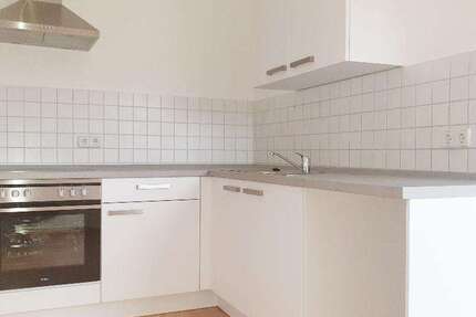 Wohnung Zwickau Innenstadt - 1 Zimmer, 35 m&sup2;, 261&euro; | Angebot:27299593