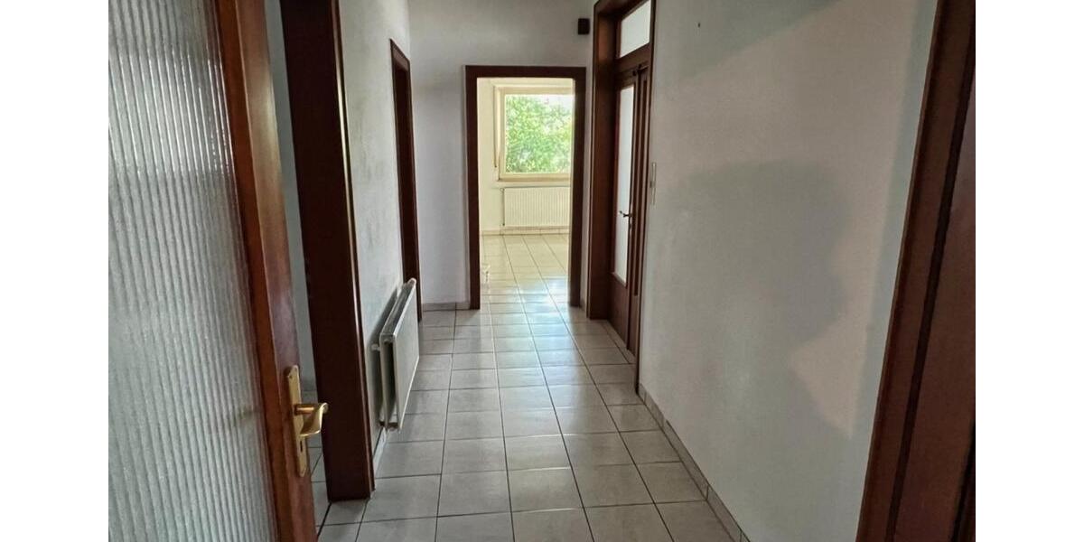 Erdgeschoßwohnung Cloppenburg - 4 Zimmer, 88 m&sup2;, 900&euro; | Angebot:24700951