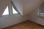 Dachgeschoßwohnung Kahl am Main - 3 Zimmer, 90 m&sup2;, 1.020&euro; | Angebot:26045137