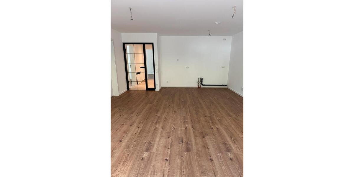 Erdgeschoßwohnung Kaufbeuren - 4 Zimmer, 101 m&sup2;, 1.500&euro; | Angebot:26579833
