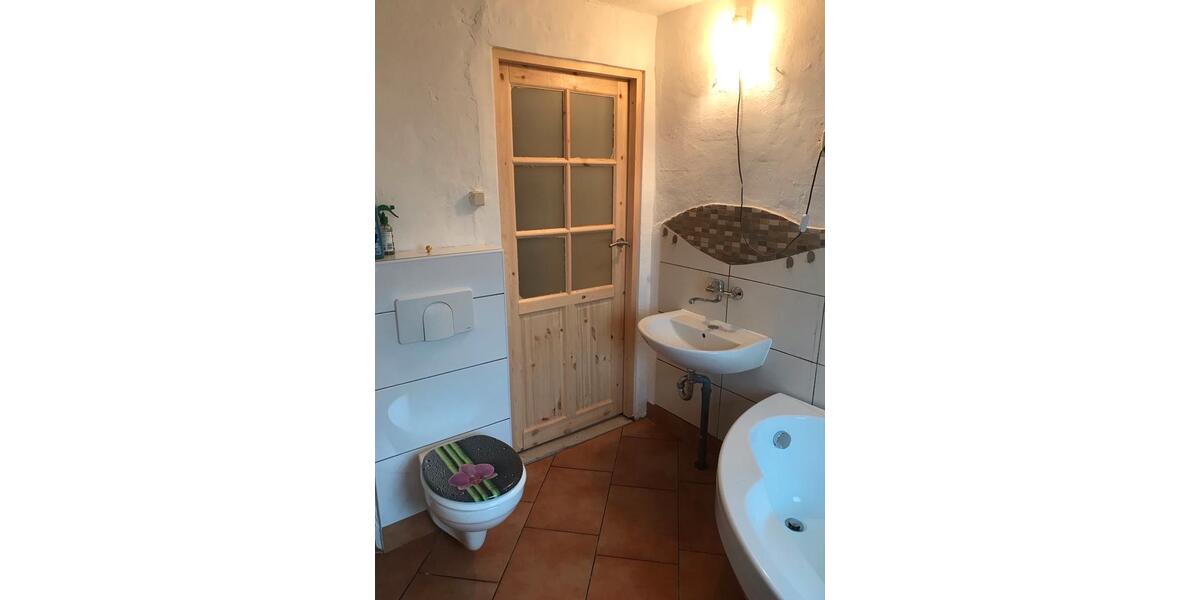 Einfamilienhaus Meißen - 8 Zimmer, 200 m&sup2;, 1.250&euro; | Angebot:25522926