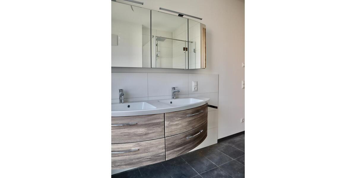 Etagenwohnung Neuberg - 4 Zimmer, 113 m&sup2;, 1.595&euro; | Angebot:26001610