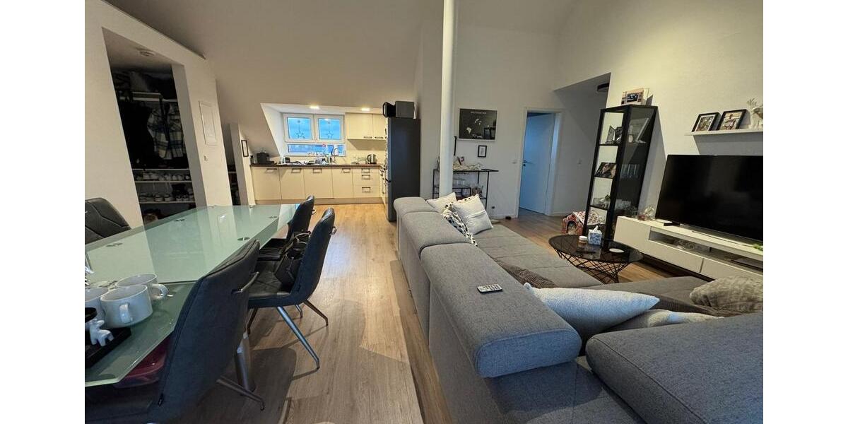 NEUBAU: Schöne 3-Zimmer DG Wohnung in Bietigheim zu vermieten 3 zimmer