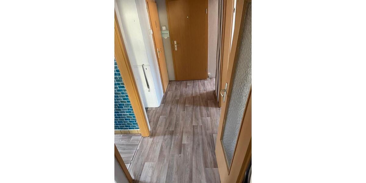 Etagenwohnung Südliches Anhalt - 2 Zimmer, 47 m&sup2;, 188&euro; | Angebot:26095178