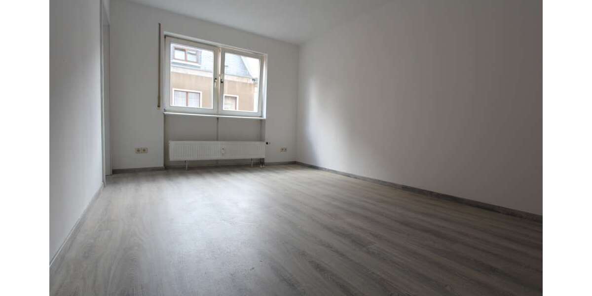 Etagenwohnung Glauchau - 1 Zimmer, 23 m&sup2;, 160&euro; | Angebot:27022979