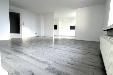 Großzügige 5-Raum-Wohnung mit Balkon und Charme in Neugersdorf 5 zimmer