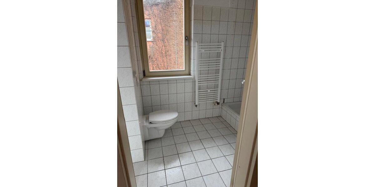 Dachgeschoßwohnung Parchim - 2 Zimmer, 62 m&sup2;, 543&euro; | Angebot:26383312