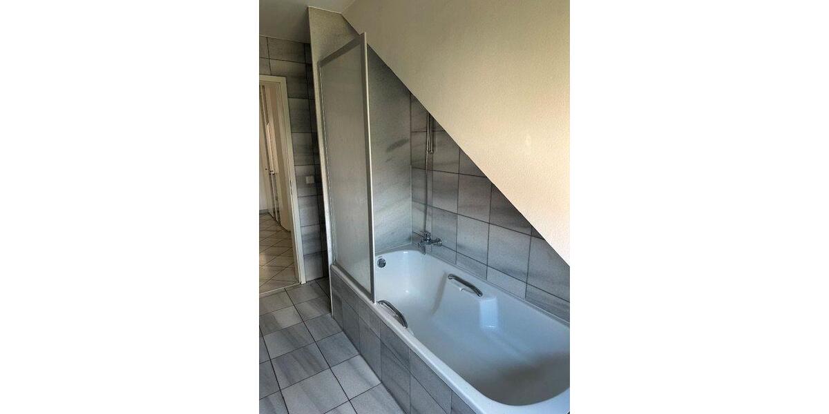Etagenwohnung Neumarkt in der Oberpfalz Altenhof - 3 Zimmer, 73 m&sup2;, 710&euro; | Angebot:26577629