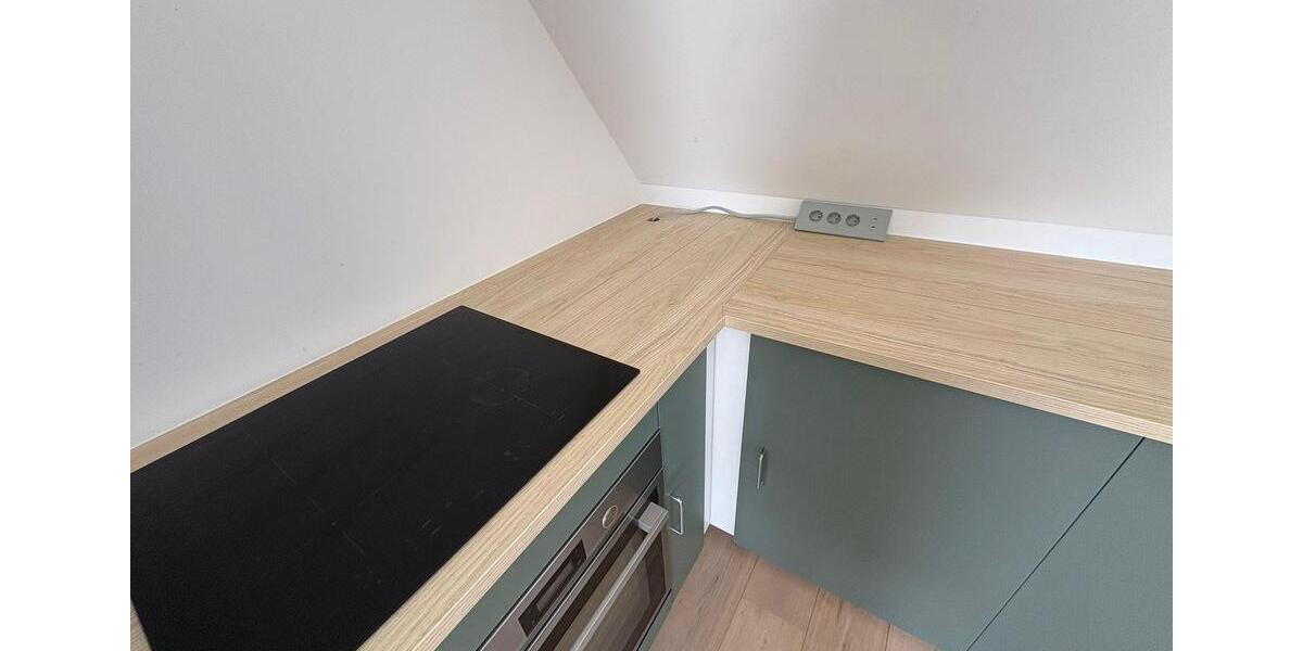 WG-Zimmer in 2er WG, Dachgeschoss, modern 1 zimmer