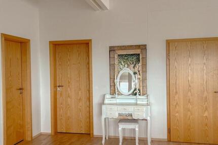 Wohnung Markdorf - 2 Zimmer, 105 m&sup2;, 1.150&euro; | Angebot:26589612