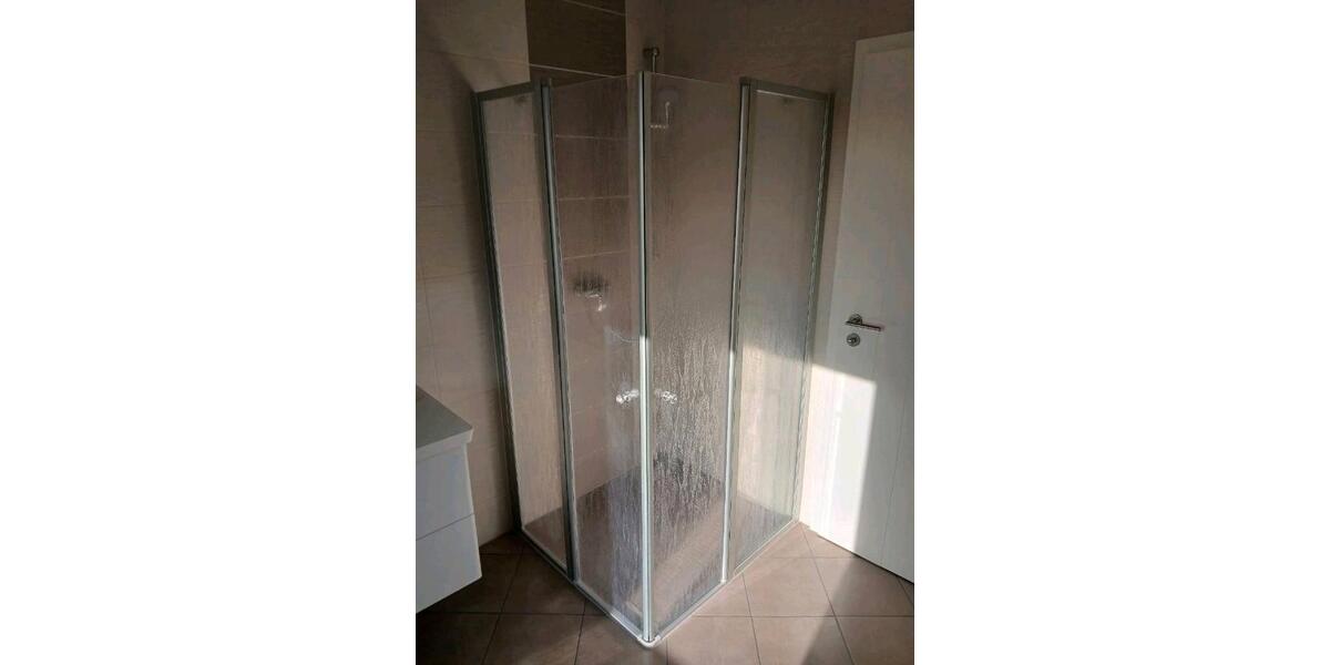 Etagenwohnung Pößneck - 3 Zimmer, 68 m&sup2;, 490&euro; | Angebot:26030081