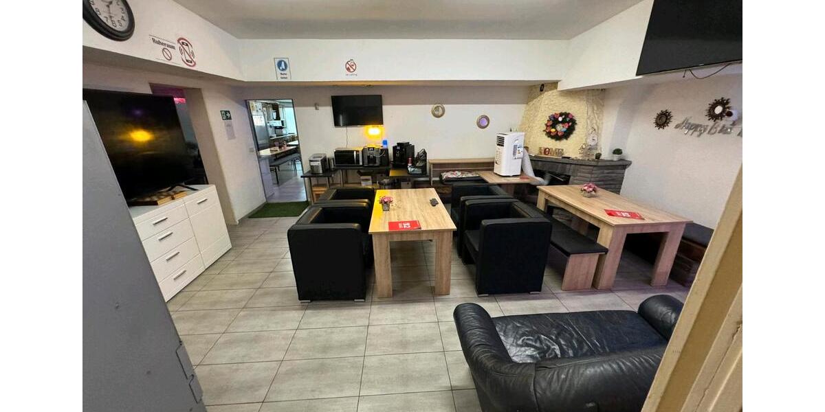 Wohnen auf Zeit Bedburg - 5 Zimmer, 380 m&sup2;, 20&euro; | Angebot:24749155