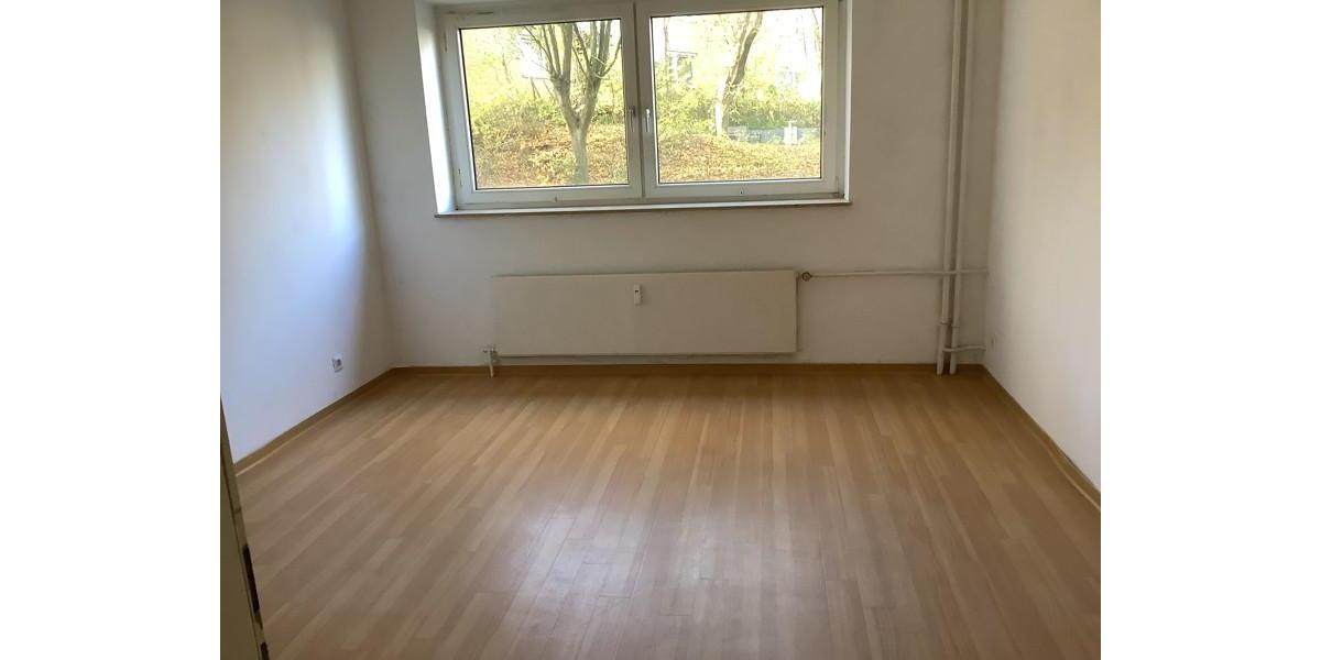 Günstige 3-Zimmer-Wohnung (WBS zwingend erforderlich!) 3 zimmer