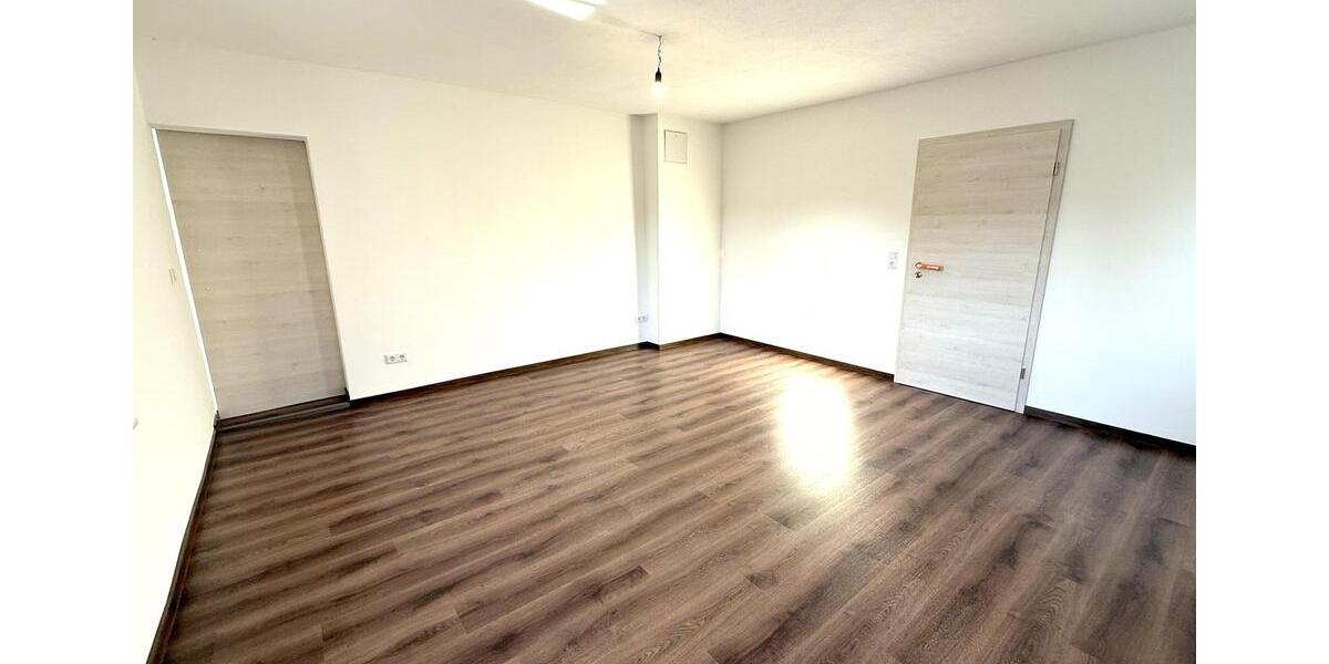 Etagenwohnung Ellingen - 4 Zimmer, 140 m&sup2;, 1.470&euro; | Angebot:22972651