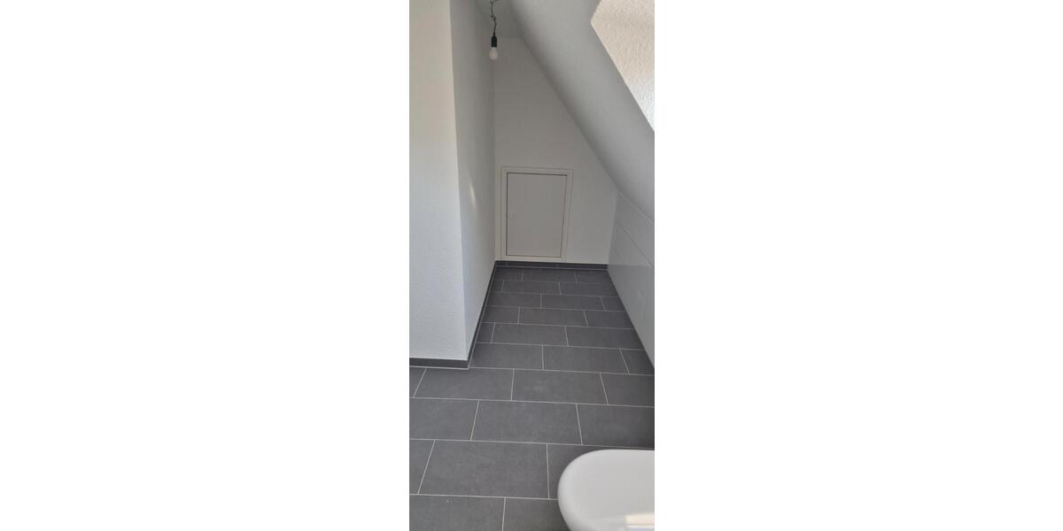 Dachgeschoßwohnung Hude (Oldenburg) - 3 Zimmer, 98 m&sup2;, 900&euro; | Angebot:26433484