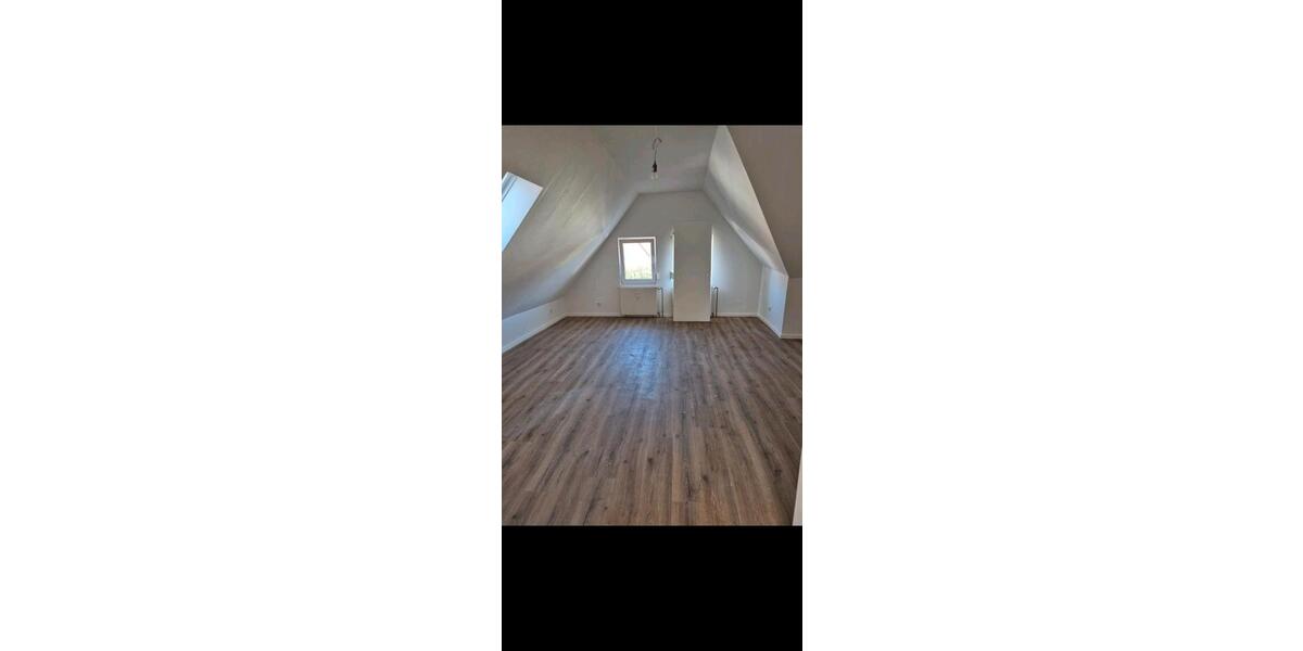 Dachgeschoßwohnung Gedern - 2 Zimmer, 55 m&sup2;, 485&euro; | Angebot:24795656