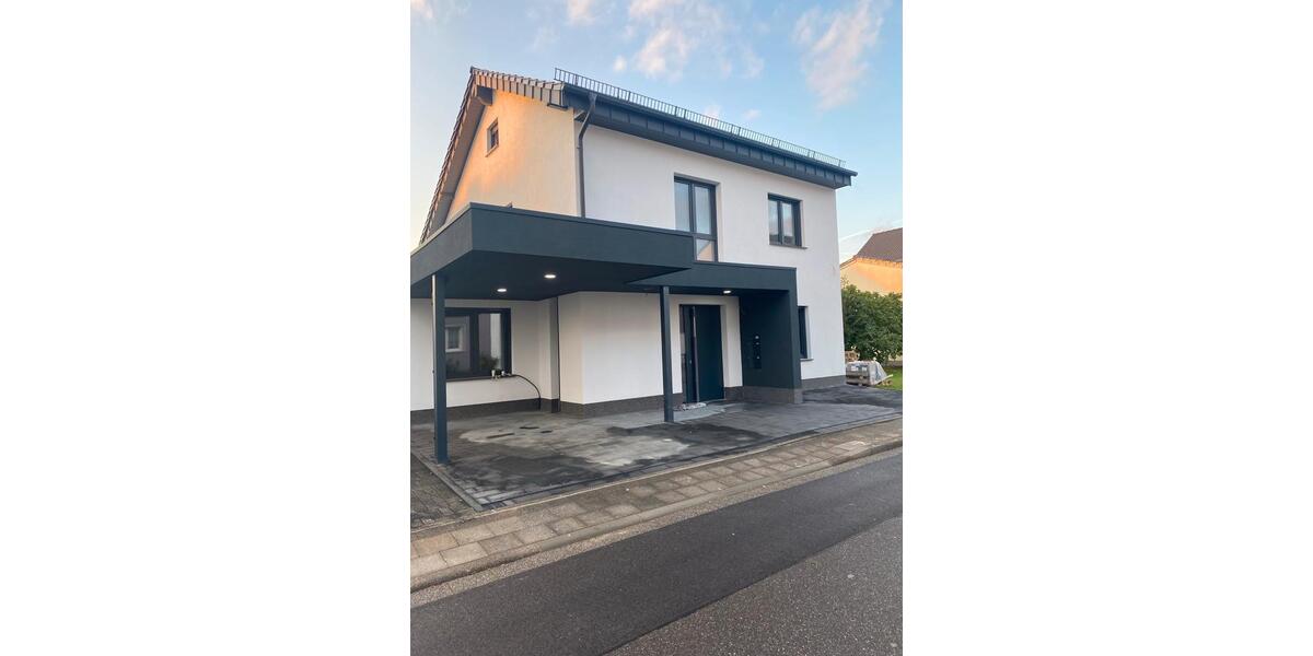 Erdgeschoßwohnung Wassenberg - 3 Zimmer, 115 m&sup2;, 1.150&euro; | Angebot:25162073