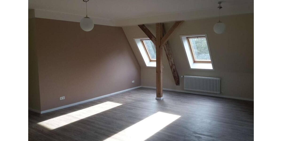 Dachgeschoßwohnung Märkisch Buchholz - 2.5 Zimmer, 79 m&sup2;, 651&euro; | Angebot:23728106