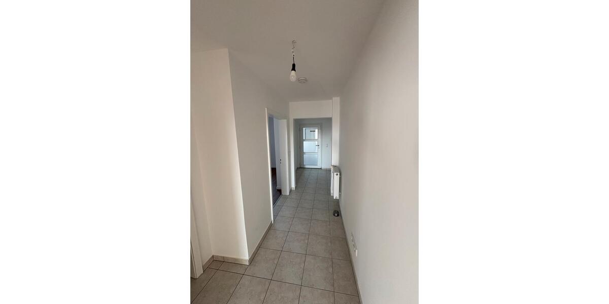 Etagenwohnung Burghausen - 3 Zimmer, 70 m&sup2;, 990&euro; | Angebot:24754012