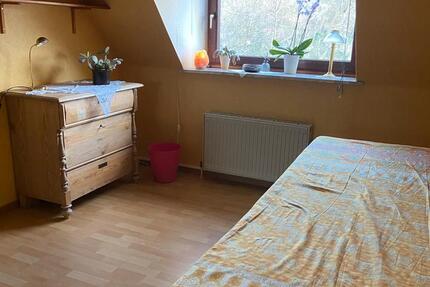 Teilmöbliertes Zimmer 1 zimmer