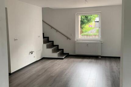 3-Raum Maisonette Whg. mit 2 Balkone und Blick ins Grüne 3 zimmer