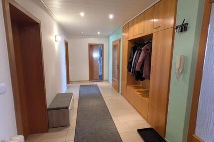 Helle 2-Zimmer-EG-Wohnung mit Balkon & EBK in Göppingen zimmer