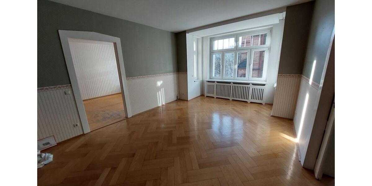 Etagenwohnung Roßwein - 5 Zimmer, 164 m&sup2;, 820&euro; | Angebot:26547178