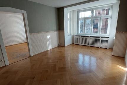 Wohnung Roßwein - 5 Zimmer, 164 m&sup2;, 820&euro; | Angebot:26547178