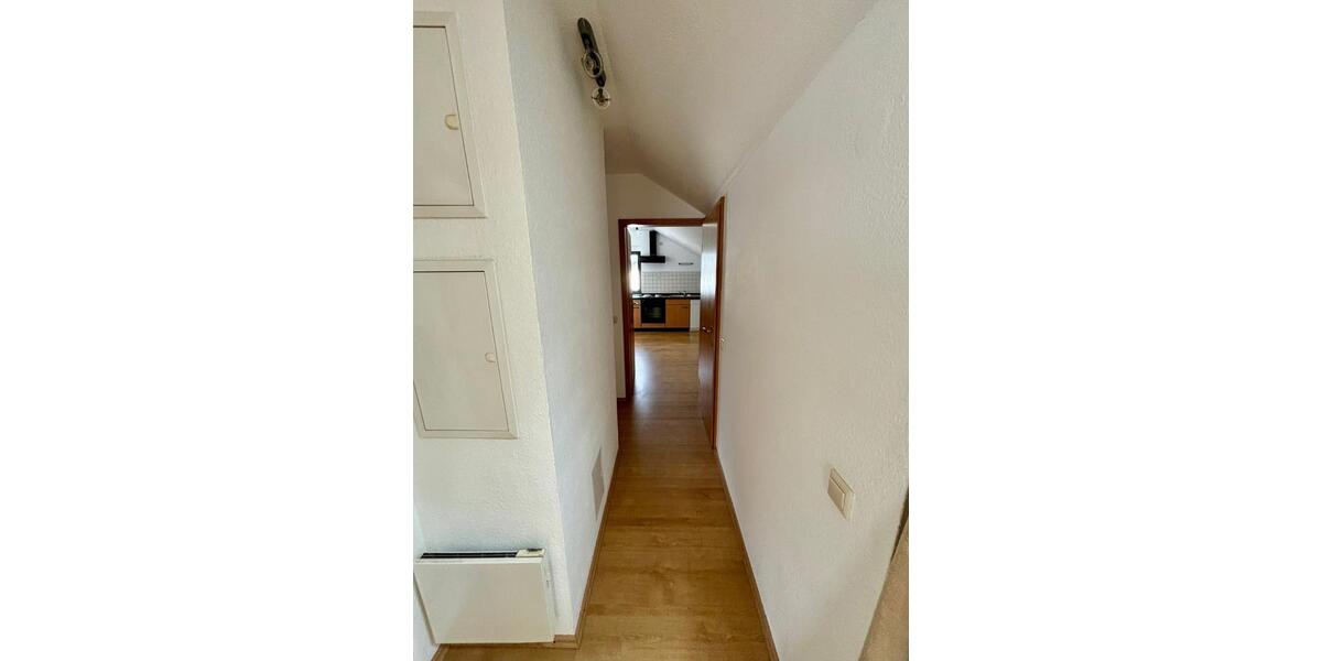 Dachgeschoßwohnung Bad König - 2 Zimmer, 110 m&sup2;, 600&euro; | Angebot:25570254
