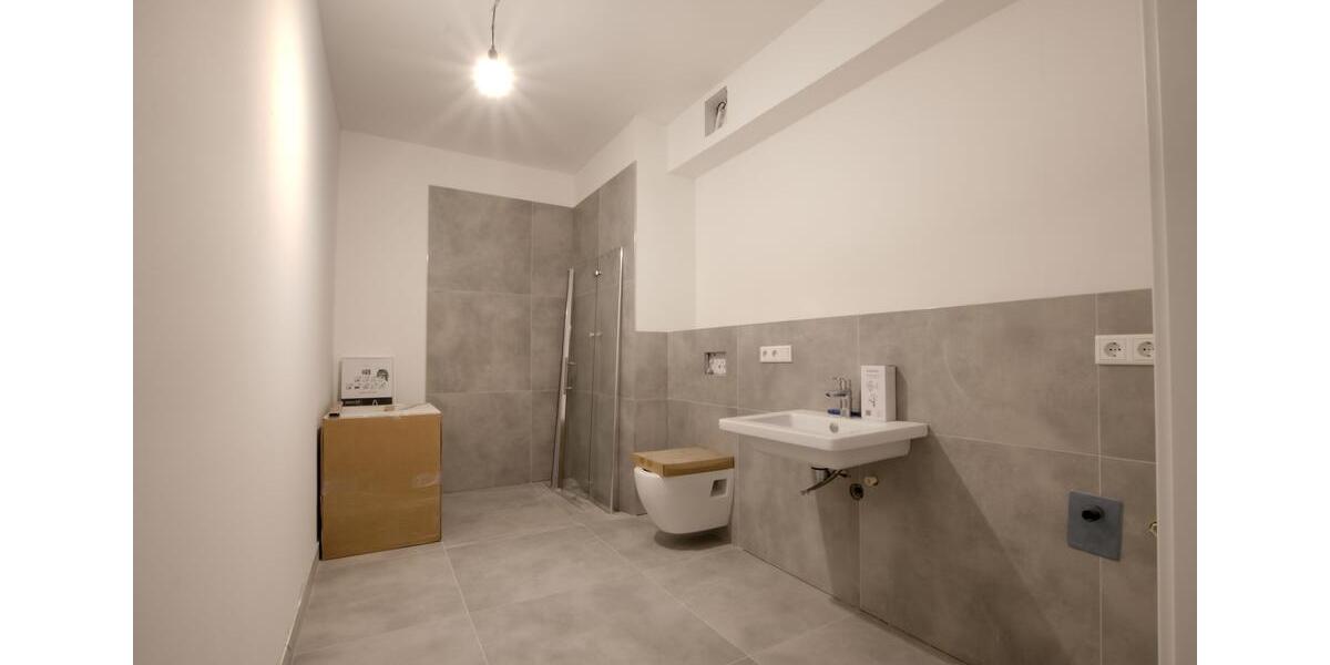 Erstbezug! Exklusive 3-Zimmer-Wohnung im 4. OG mit Terrasse – hochwertiger Neubau in Stadtmitte 3 zimmer