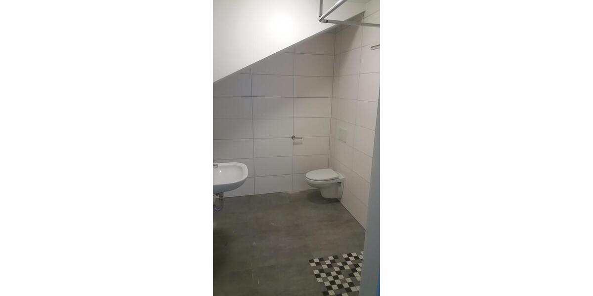 Etagenwohnung Saarbrücken Scheidt - 1 Zimmer, 63 m&sup2;, 300&euro; | Angebot:25932878
