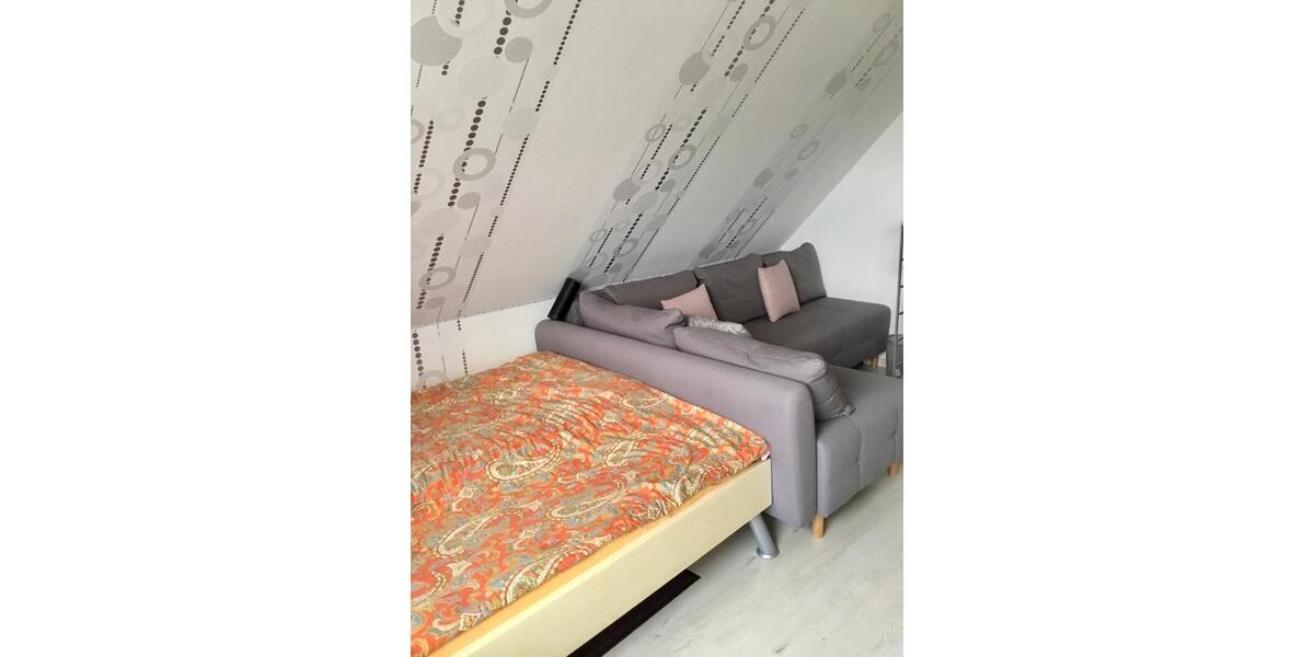 Ab 01.04.~3 Zimmer 110 qm + 30 qm Dachboden~Einbauküche~Balkon 3 zimmer