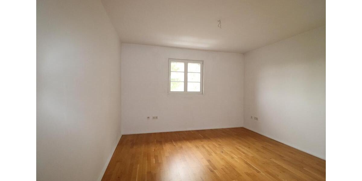 Etagenwohnung Gelsenkirchen Gelsenkirchen-Mitte - 2 Zimmer, 67 m&sup2;, 500&euro; | Angebot:26461079
