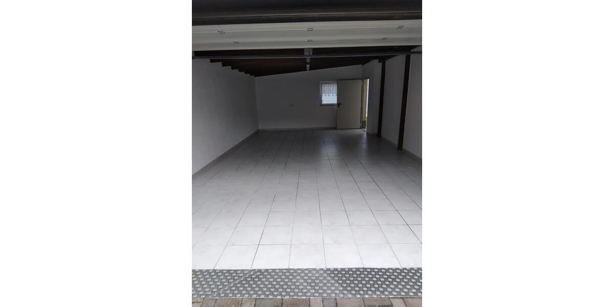 Haus zum mieten in Hochspeyer . Neue Preis 3 zimmer