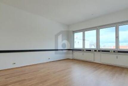 FLEXIBLE FLÄCHE - JE NACH BEDARF - MIT AUFZUG 3 zimmer