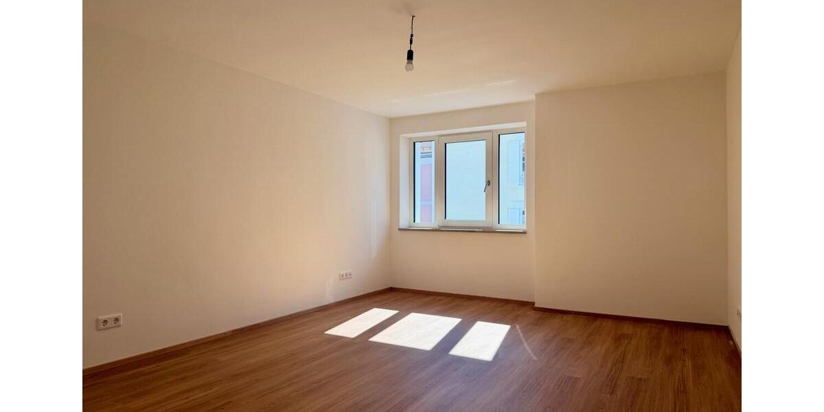 Etagenwohnung Murnau am Staffelsee - 3 Zimmer, 74 m&sup2;, 1.555&euro; | Angebot:25959526