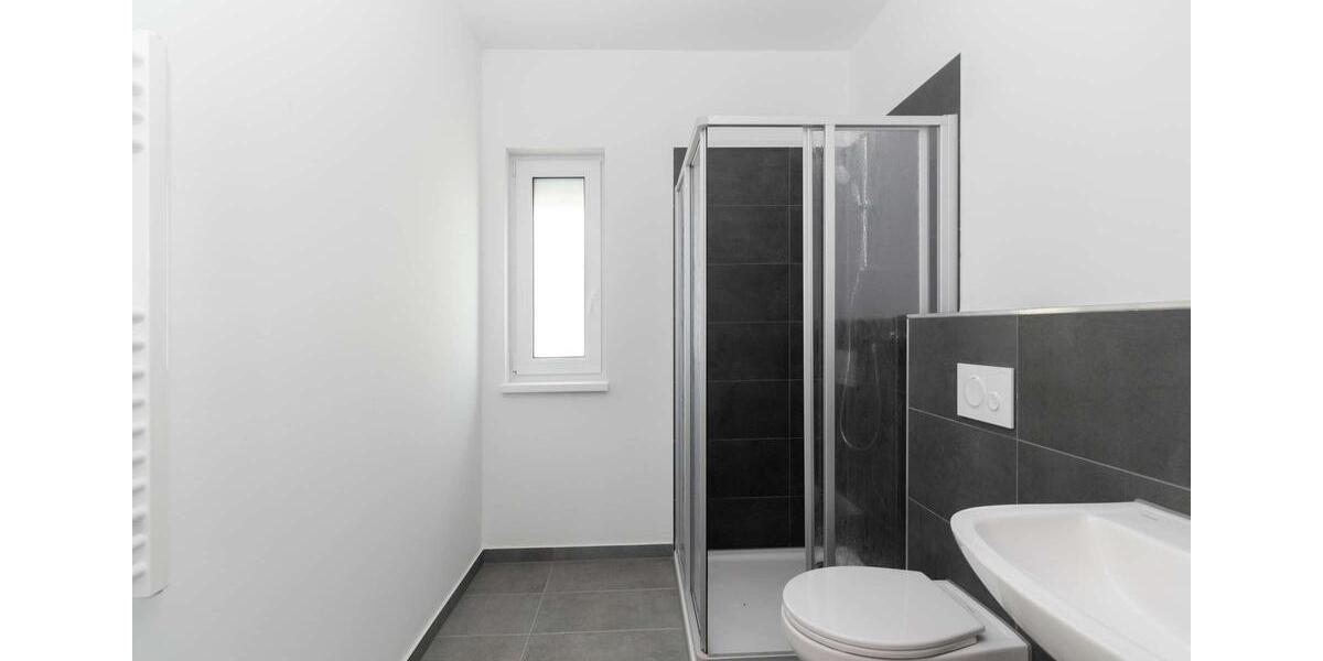 Etagenwohnung Schkeuditz - 3 Zimmer, 80 m&sup2;, 900&euro; | Angebot:26004587