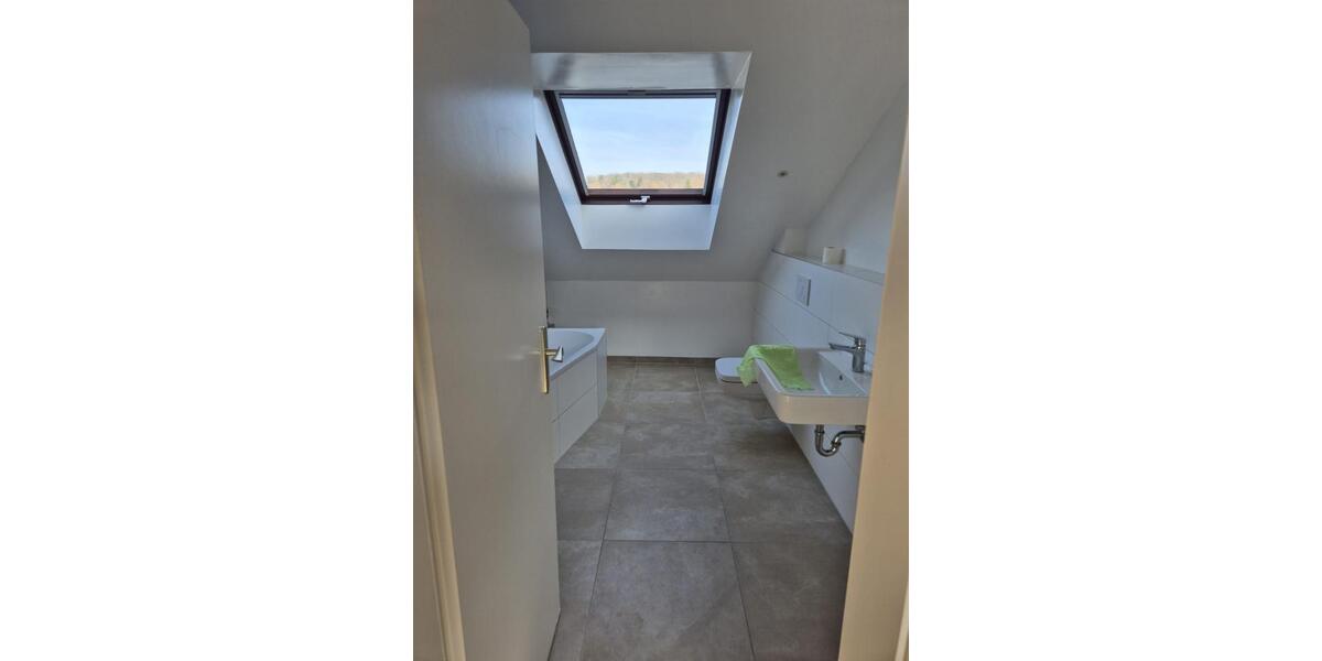 Dachgeschoßwohnung Kelkheim (Taunus) - 2 Zimmer, 67 m&sup2;, 870&euro; | Angebot:25613862