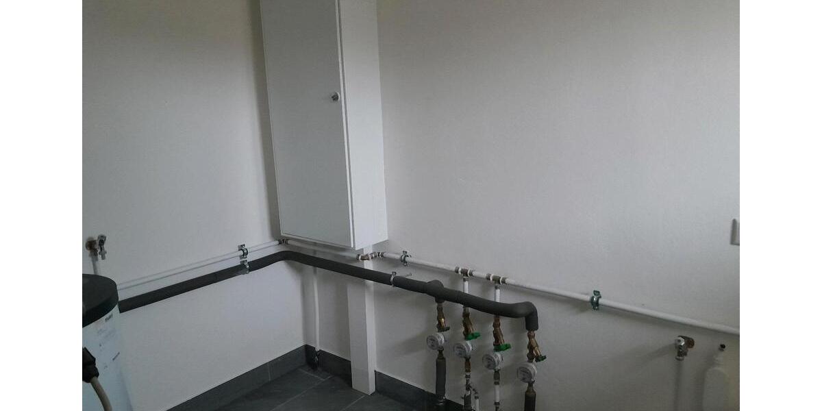 Etagenwohnung Gnoien - 5 Zimmer, 120 m&sup2;, 1.180&euro; | Angebot:24729214