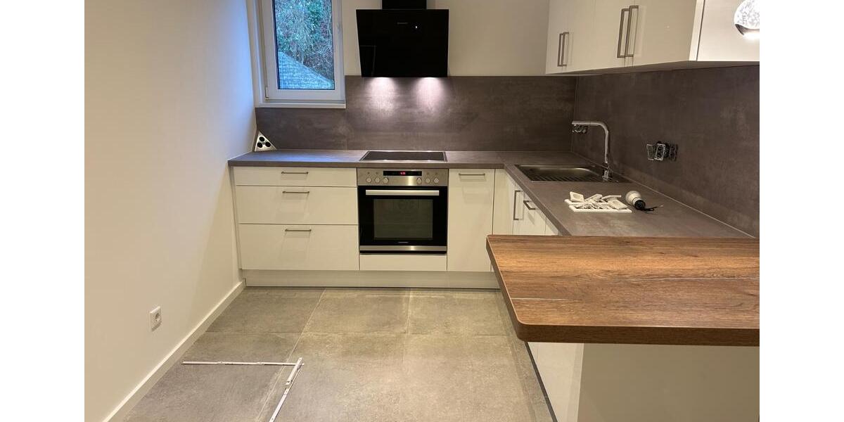 Luxus 2-Zi.Penthouse Whg,direkt an der Weser,EBK,Garage,Fahrstuhl 2 zimmer