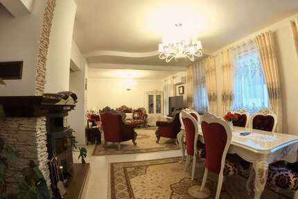 Wohnung zum Mieten in Apolda 1.250 € 136 m²
