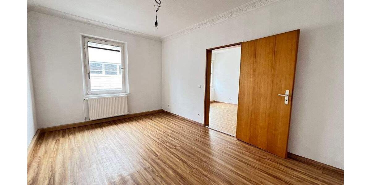 Etagenwohnung Nürnberg Rosenau - 4 Zimmer, 92 m&sup2;, 1.000&euro; | Angebot:23940810