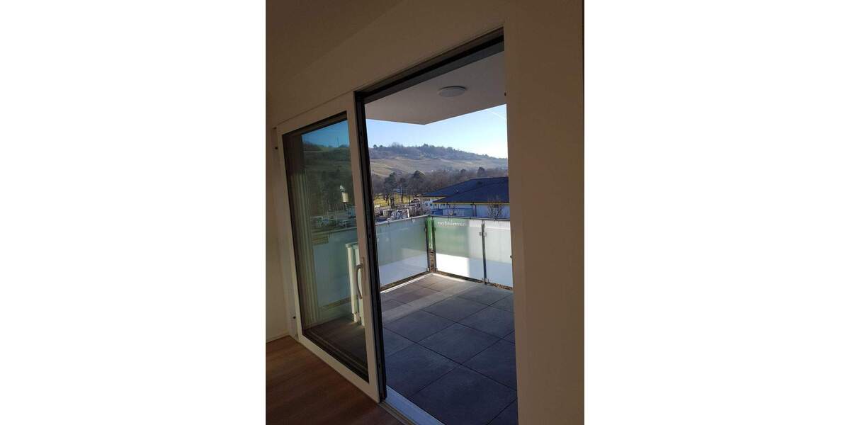 Etagenwohnung Weil am Rhein - 3 Zimmer, 93 m&sup2;, 1.525&euro; | Angebot:25703784