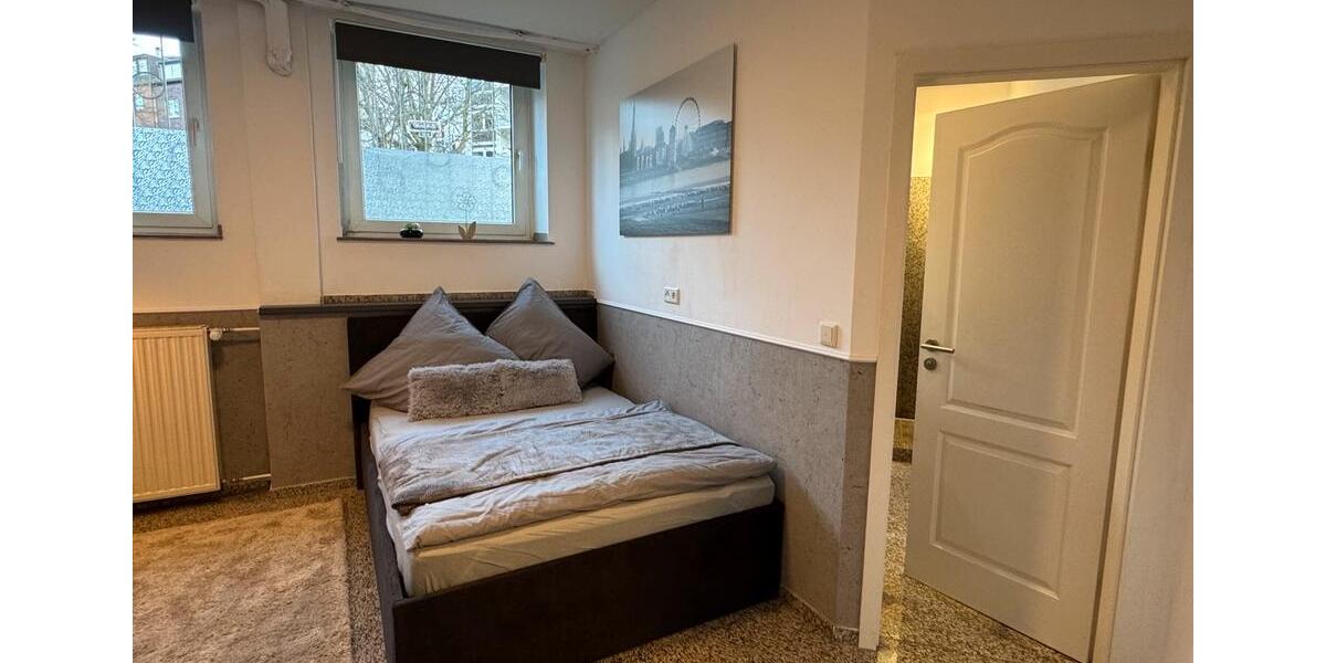 Wohnen auf Zeit Düsseldorf Stadtbezirk 2 - 1 Zimmer, 35 m&sup2;, 1.200&euro; | Angebot:24868337